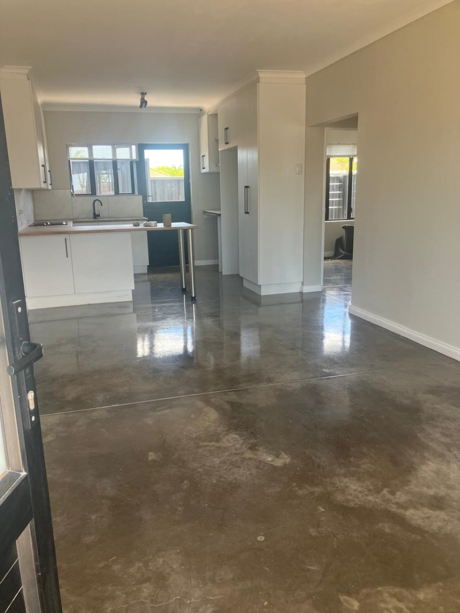 To Let 2 Bedroom Property for Rent in Windsor Park Eastern Cape